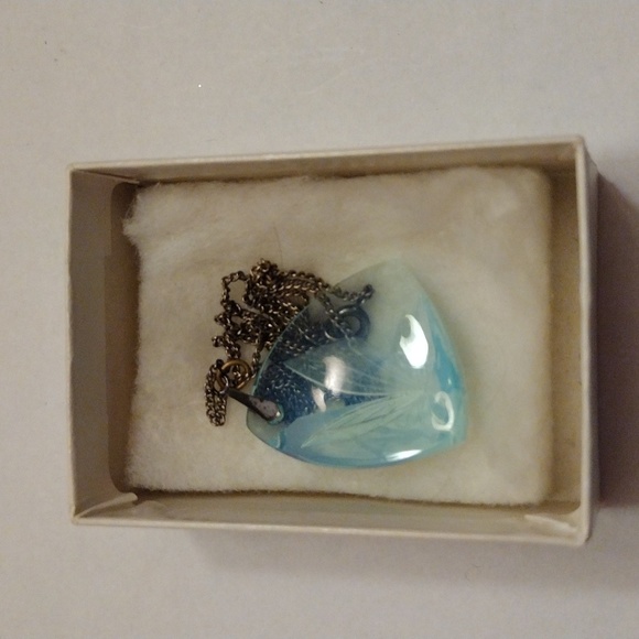 SOLD!! Vintage Hand Carved Butterfly Blue Topaz Pendant on Chain Necklace! - Picture 9 of 9